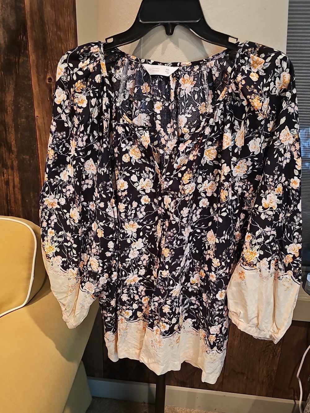 LC Lauren Conrad Black Floral Tunic with Cream Trim